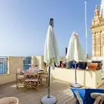 Postcard Penthouse By 360 Estates Apartment