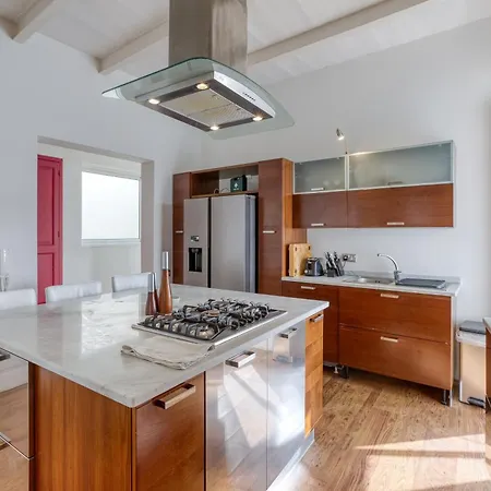 Postcard Penthouse By 360 Estates Apartman