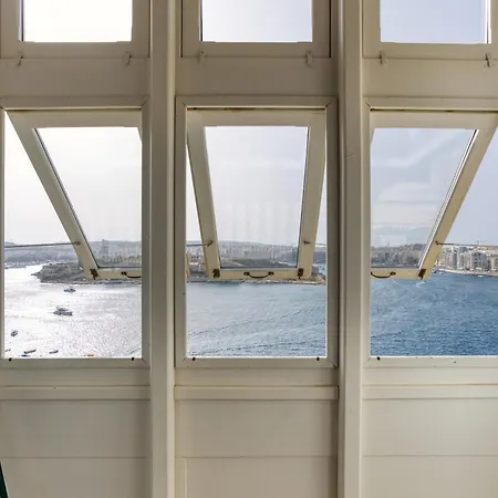 Postcard Penthouse By 360 Estates Apartman *