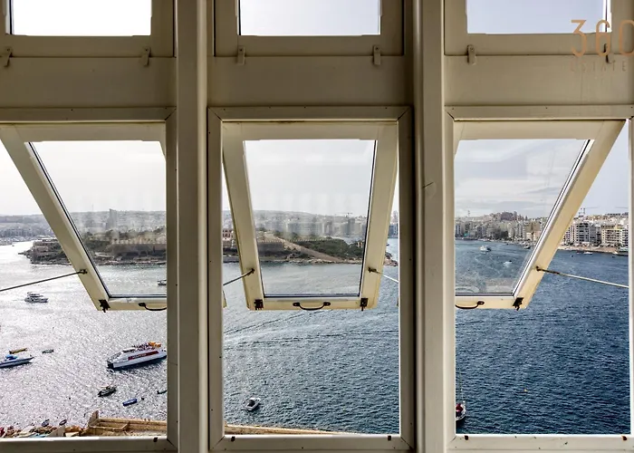 Postcard Penthouse By 360 Estates Valletta