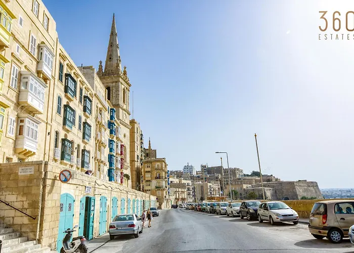 Postcard Penthouse By 360 Estates Apartment