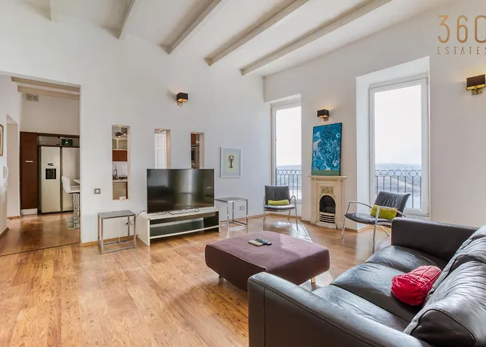 Postcard Penthouse By 360 Estates Valletta