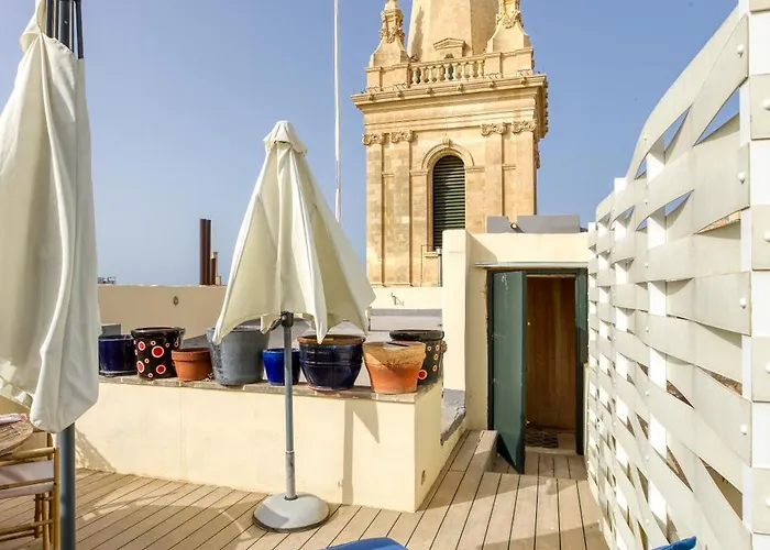 Postcard Penthouse By 360 Estates Apartment Valletta