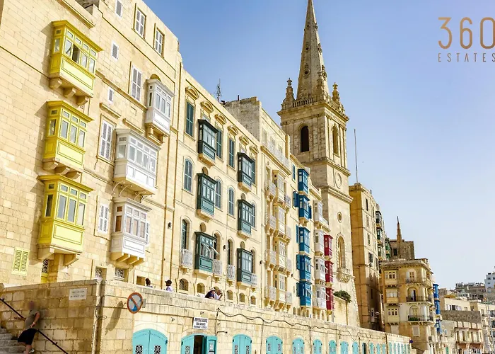 Postcard Penthouse By 360 Estates Apartment Valletta
