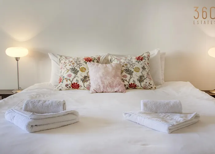 Postcard Penthouse By 360 Estates