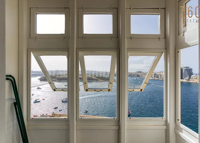 Postcard Penthouse By 360 Estates Lägenhet